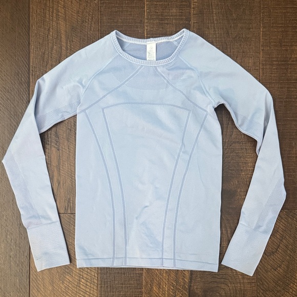 Ivivva Other - Lululemon Ivivva Girl’s Long Sleeve Tee in Blue